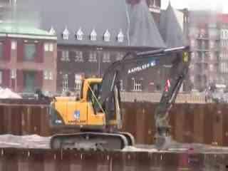 成人在工地挖机视频,成人技能展示与工程力量-第1张图片-日韩亚洲国产影院 成人在工地挖机视频,成人技能展示与工程力量-第1张图片-日韩亚洲国产影院