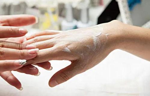 成人手部护理操作视频,跟随视频轻松掌握专业手法-第2张图片-日韩亚洲国产影院