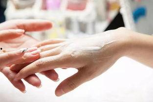 成人手部护理操作视频,跟随视频轻松掌握专业手法-第3张图片-日韩亚洲国产影院