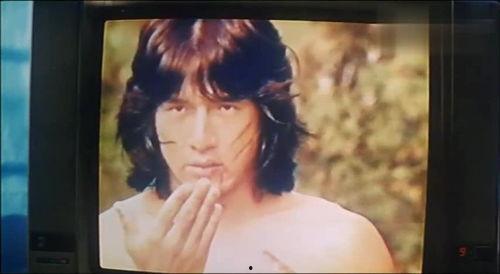 电视美女变成人的视频,揭秘虚拟与现实的奇妙交融-第2张图片-日韩亚洲国产影院