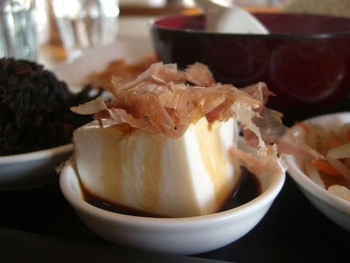 日本人成人早餐图片视频,精致与健康的完美融合-第3张图片-日韩亚洲国产影院 日本人成人早餐图片视频,精致与健康的完美融合-第3张图片-日韩亚洲国产影院