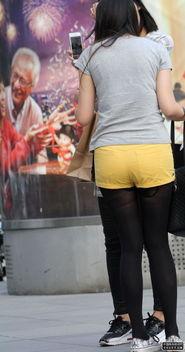 成人街拍短视频,捕捉都市潮流的街拍短视频集锦-第2张图片-日韩亚洲国产影院 成人街拍短视频,捕捉都市潮流的街拍短视频集锦-第2张图片-日韩亚洲国产影院