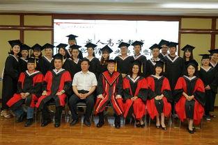 电大成人毕业典礼视频,见证成长与荣耀的瞬间-第2张图片-日韩亚洲国产影院