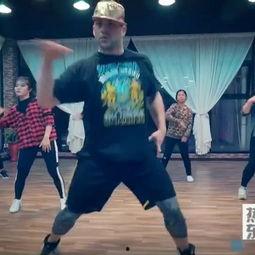 春风舞蹈成人舞蹈视频大全,成人舞蹈风采无限——视频大全赏析-第2张图片-日韩亚洲国产影院