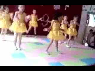 快乐小孩成人舞蹈视频,揭秘小孩成人舞蹈视频的魅力-第3张图片-日韩亚洲国产影院