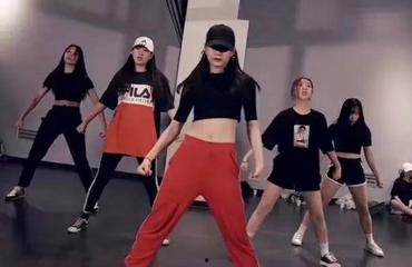 爵士成人裤子怎么穿视频-第3张图片-日韩亚洲国产影院