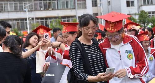 视频宣威成人礼-第3张图片-日韩亚洲国产影院