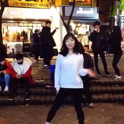 宏大成人舞蹈视频大全,尽享宏大成人舞蹈风采-第2张图片-日韩亚洲国产影院